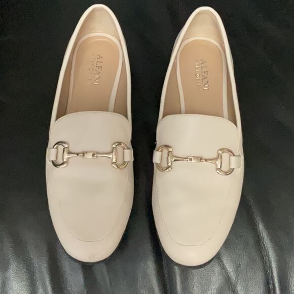 Alfani Shoes - Alfani Cream Flats with Gold Horsebit Detail shoes size 7